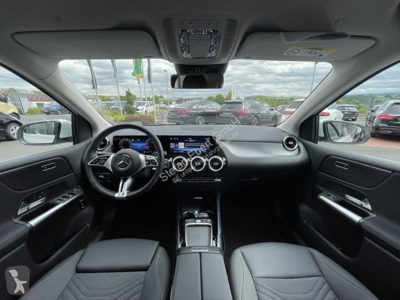 Véhicule utilitaire Mercedes B 180 7G...