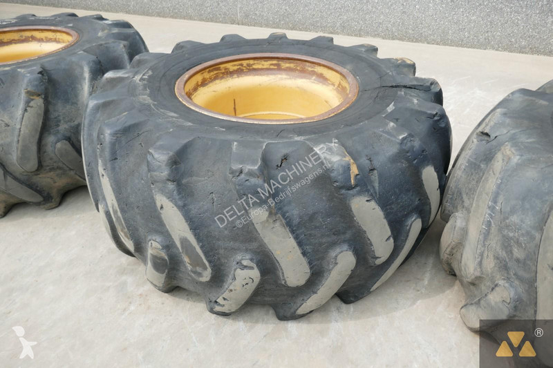 Véhicule utilitaire Caterpillar Wheel GP 30.5L-32