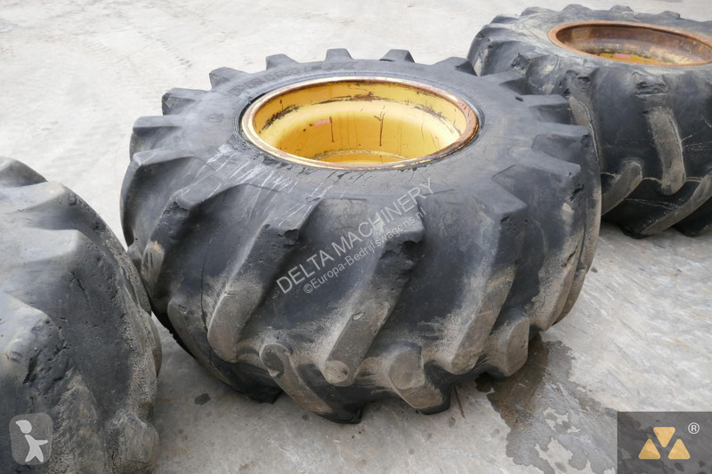 Véhicule utilitaire Caterpillar Wheel GP 30.5L-32