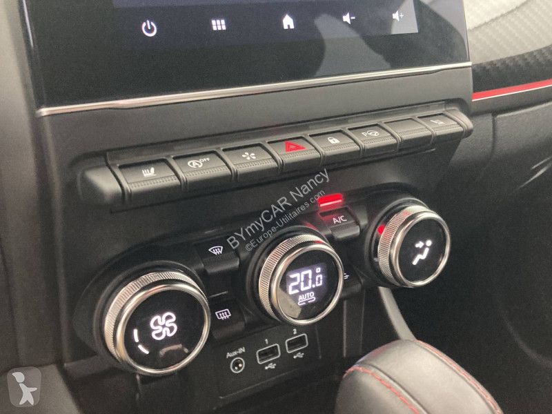 Autoutilitară Renault Arkana mild hybrid 140...