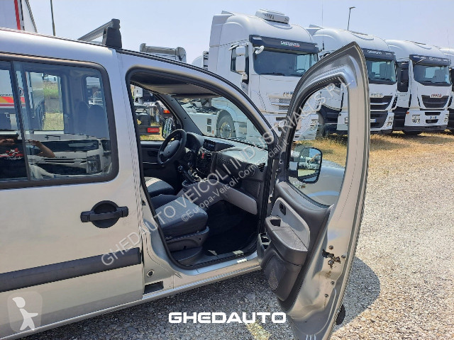 Furgoneta Fiat DOBLO
