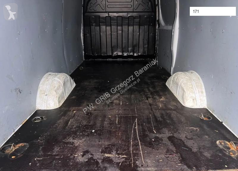 Autoutilitară Iveco 35S14 Furgon L3H2 New Model