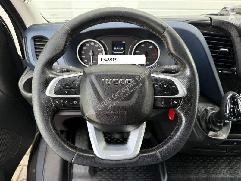 Furgoneta Iveco 35S18