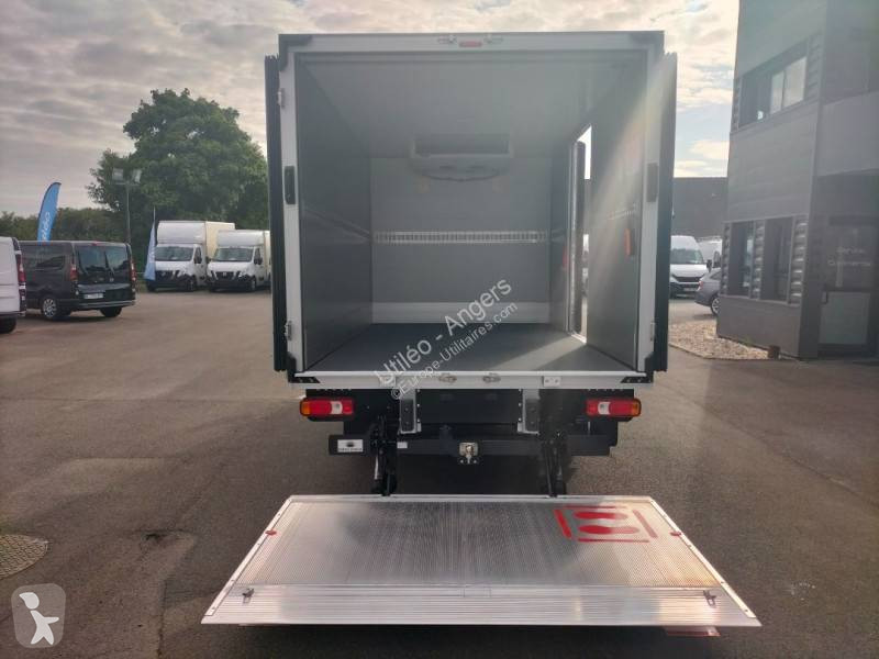 Furgoneta Iveco