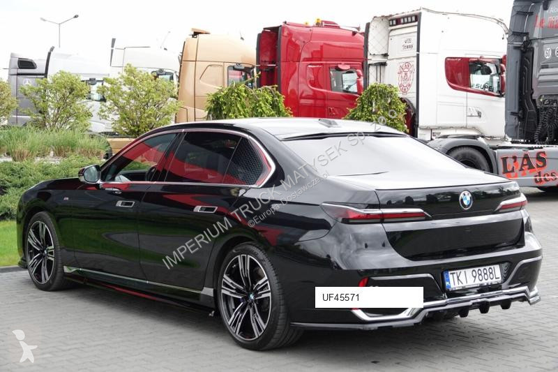 Véhicule utilitaire BMW 7 xDrive M Sport
