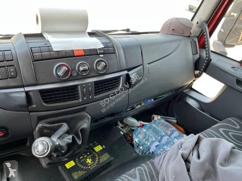 Furgoneta Iveco
