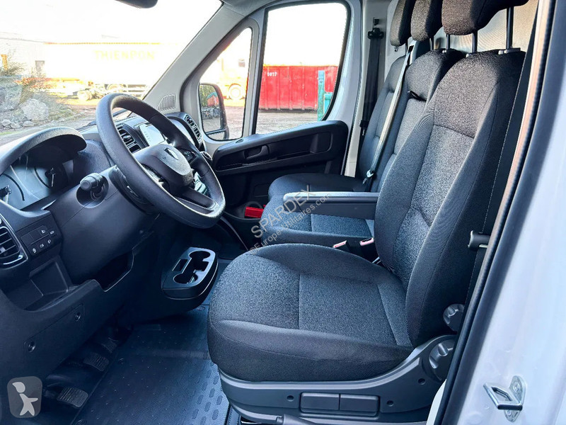 Furgoneta Peugeot L2H2 | Leasing