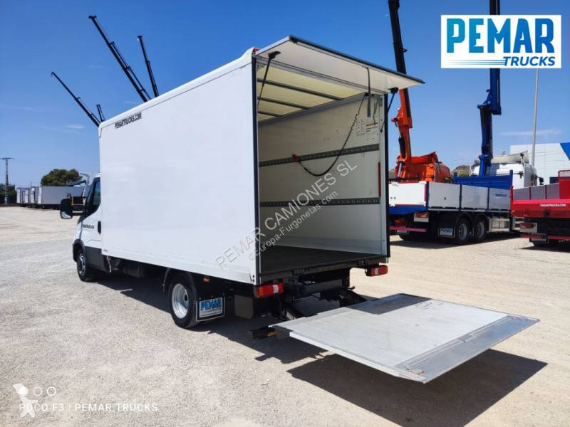 Furgoneta Iveco