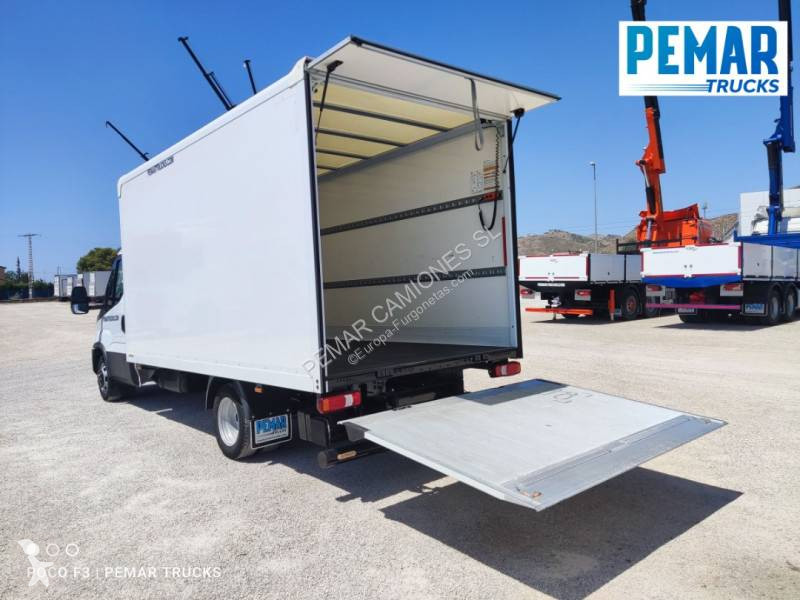 Furgoneta Iveco