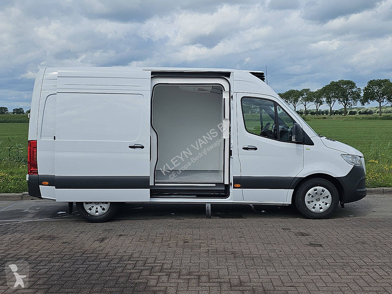 Autoutilitară Mercedes 317 L2H2 Koelwagen D/N!