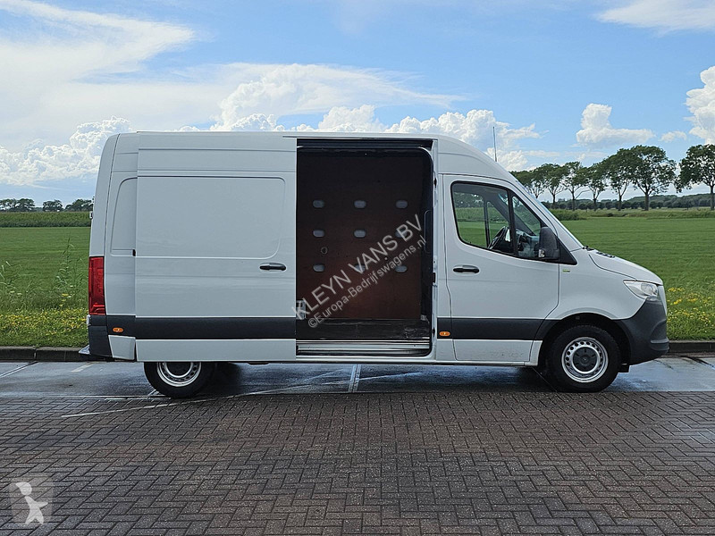 Užitkové vozidlo Mercedes 211 L2H2 Mbux Automaat!
