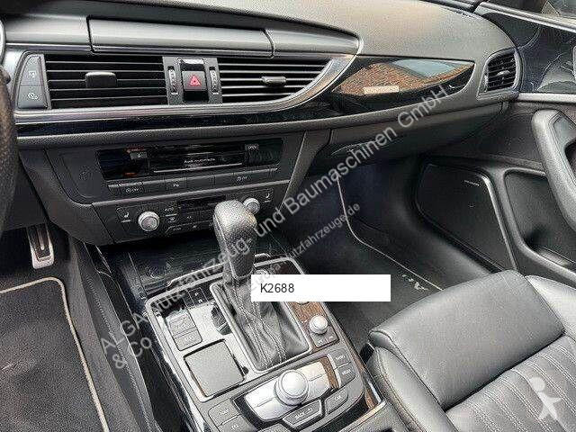 Véhicule utilitaire Audi A6...