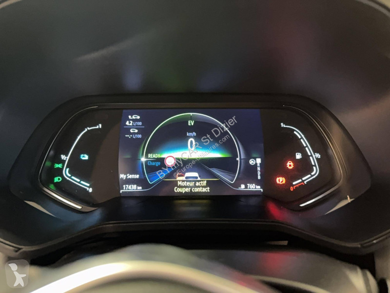Užitkové vozidlo Renault Clio E-Tech full...