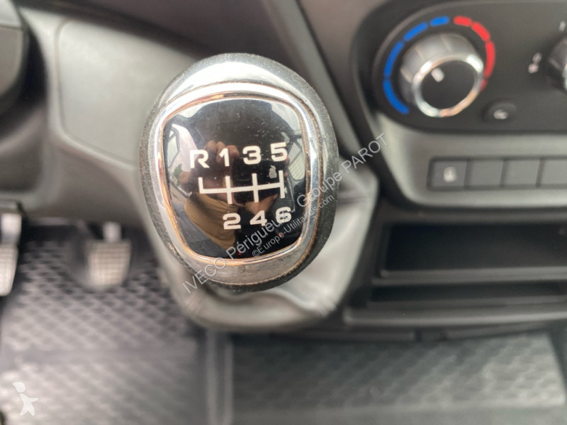 Furgoneta Iveco 35C16H D Empattement 4100 Tor