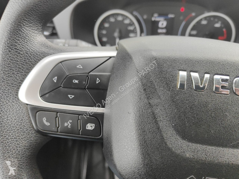 Veicolo commerciale Iveco 35C16H3.0 empattement...