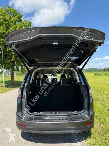 Furgoneta Ford Titanium