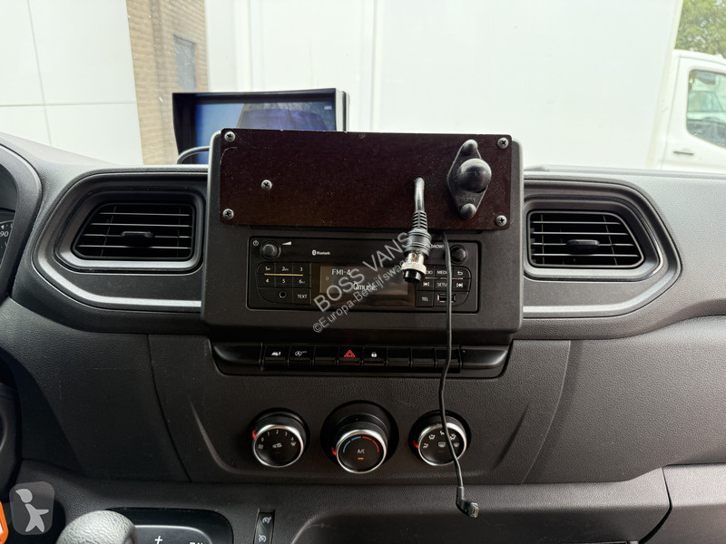 Véhicule utilitaire Renault Plancher T35 2.3...