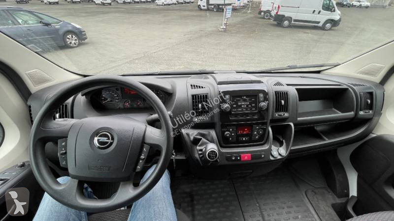 Veículo utilitário Opel