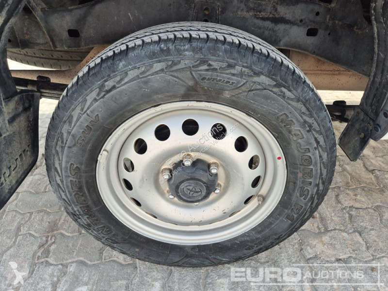 Véhicule utilitaire Toyota Hilux