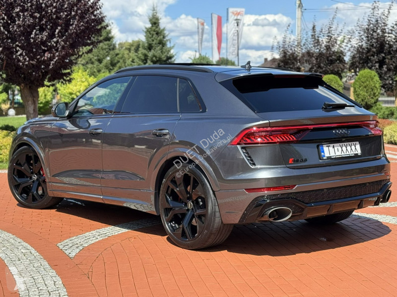 Véhicule utilitaire Audi RS Q8