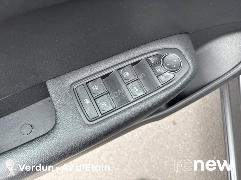 Véhicule utilitaire Renault Arkana mild hybrid...