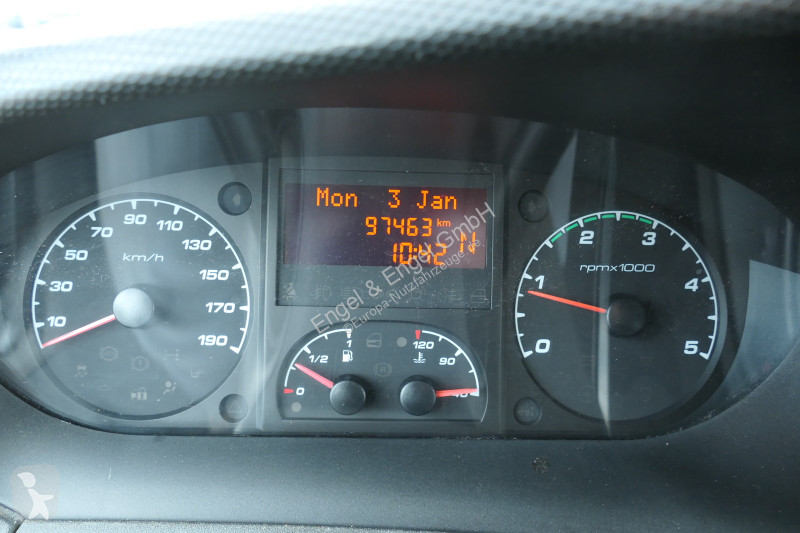 Furgoneta Iveco Daily 35 S11 C30C AUTOMATIK...