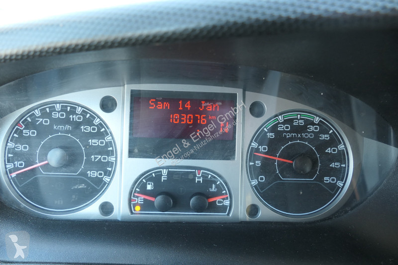 Furgoneta Iveco Daily 35 S11 C30C AUTOMATIK...