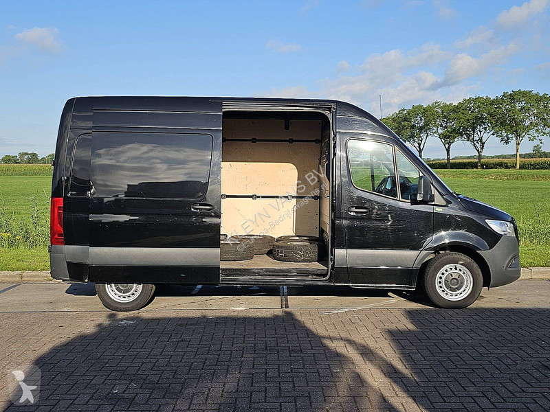 Autoutilitară Mercedes 214 L2H1 Navi Trekhaak