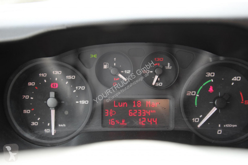 Furgoneta Iveco 70-150 KLUBBK42P 14,8 m 2...