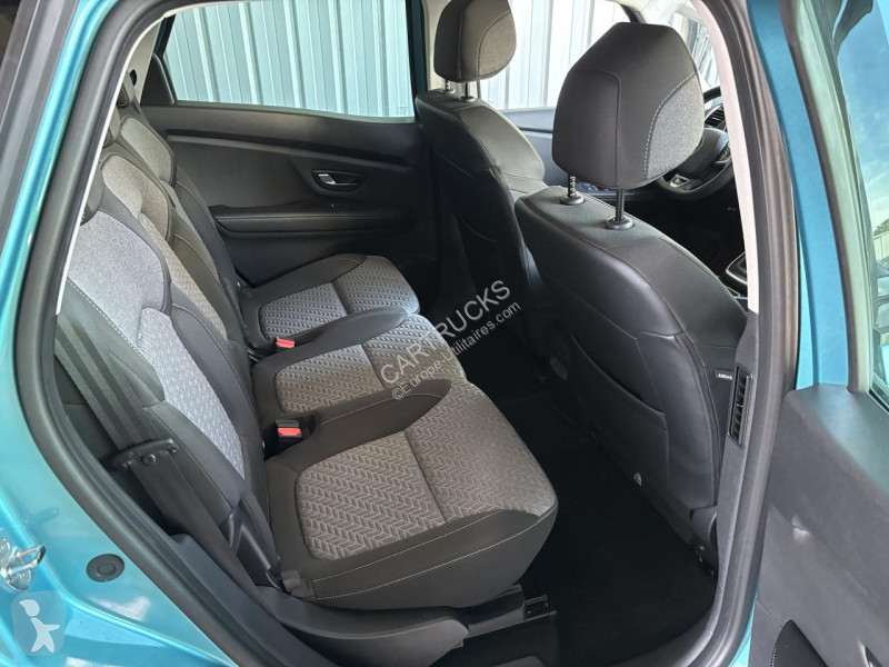 Véhicule utilitaire Renault SCENIC