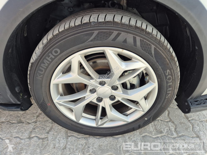 Veicolo commerciale  Jolion Pro (A02) 1.5P