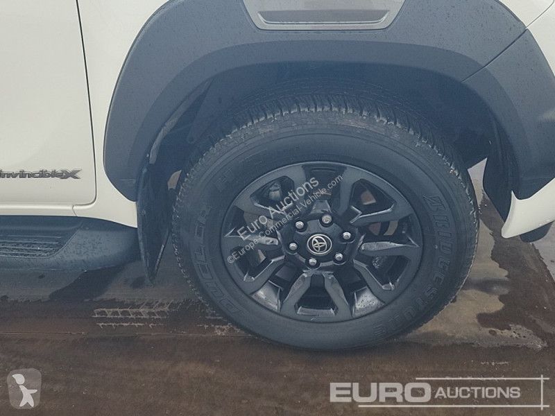 Véhicule utilitaire Toyota Hilux