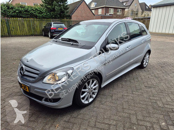Bedrijfswagen Mercedes