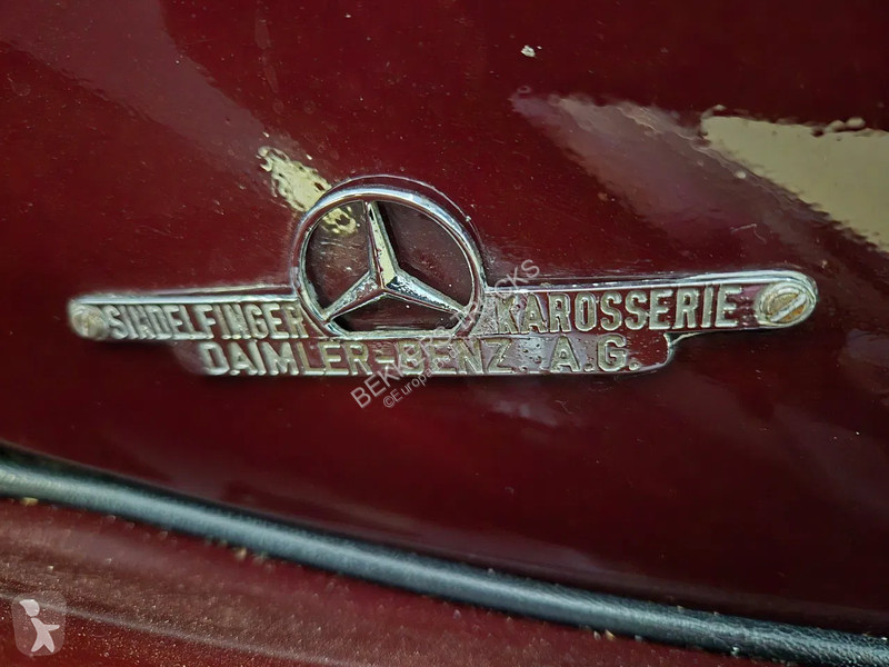 Bedrijfswagen Mercedes
