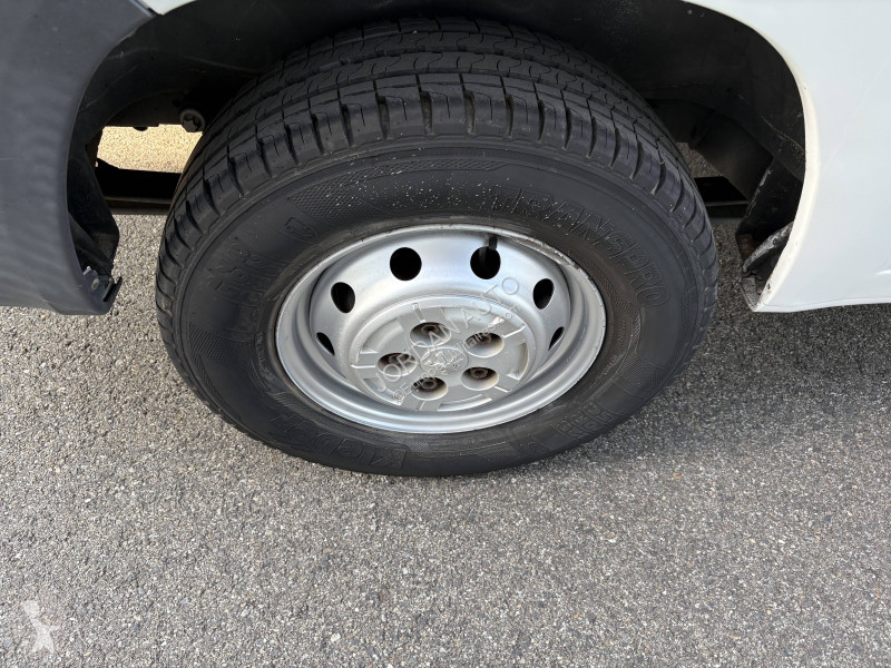 Bedrijfswagen Peugeot III L2H2 2.2 HDi100...
