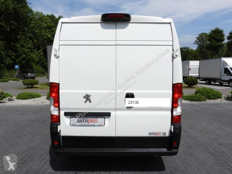 Autoutilitară Peugeot BOXER  FURGON CHŁODNIA...