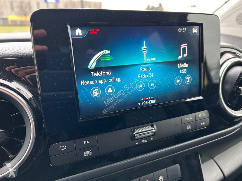 Veicolo commerciale Mercedes 180 d Sport