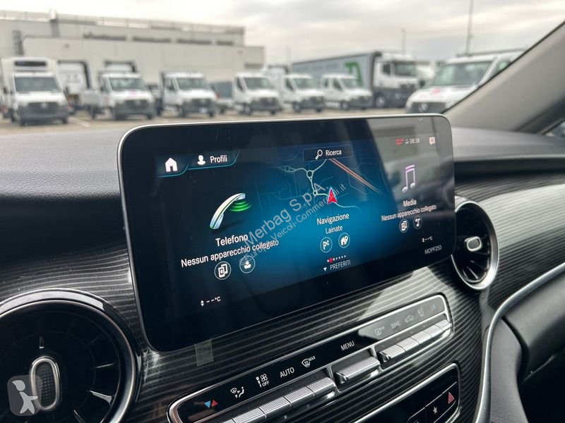 Véhicule utilitaire Mercedes Sport 250 d Long