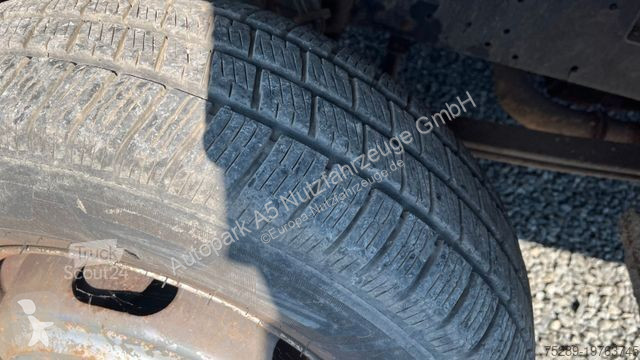 Furgoneta Mercedes 614 DK Kipper Doka