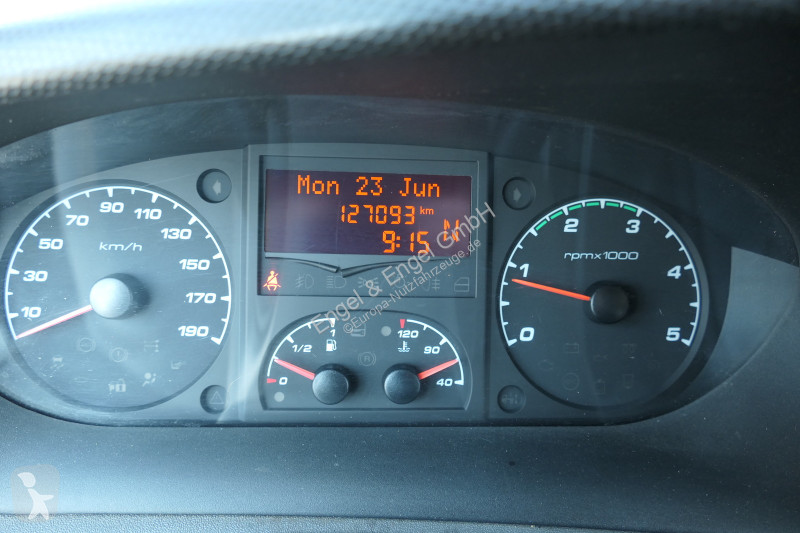 Furgoneta Iveco Daily 35 S11 C30C AUTOMATIK...
