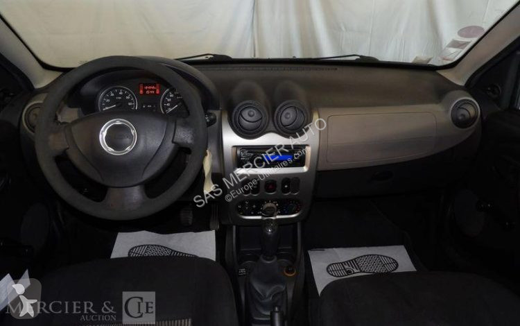 Veicolo commerciale Dacia