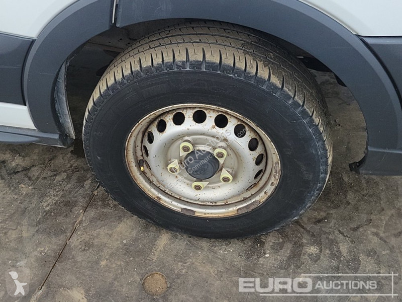 Véhicule utilitaire Ford 350