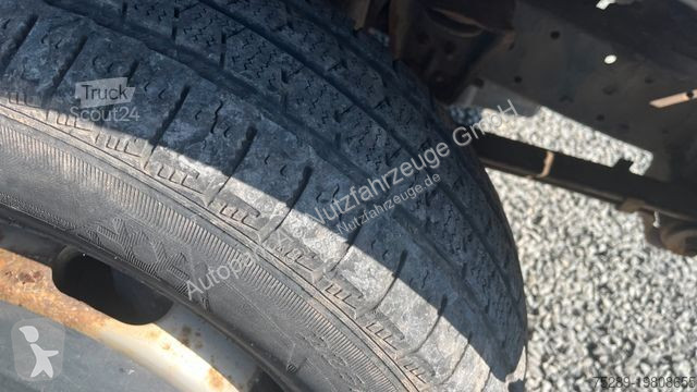 Furgoneta Mercedes 616 D Werkstattwagen...