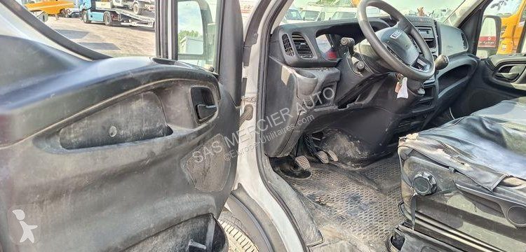 Véhicule utilitaire Iveco