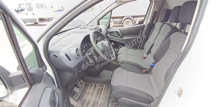 Véhicule utilitaire Peugeot
