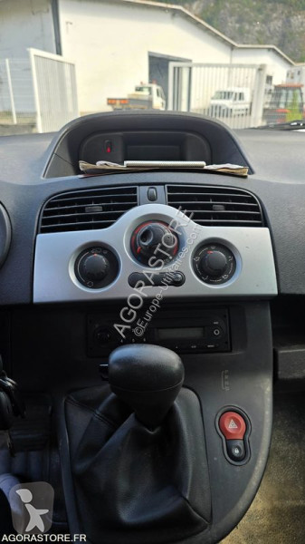 Véhicule utilitaire Renault KANGOO