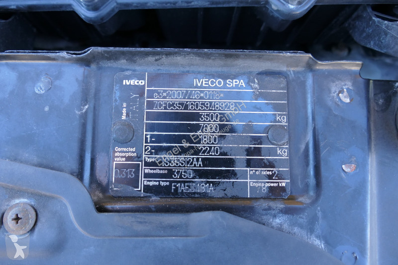 Nyttofordon Iveco Daily 35 S11 C30C AUTOMATIK...