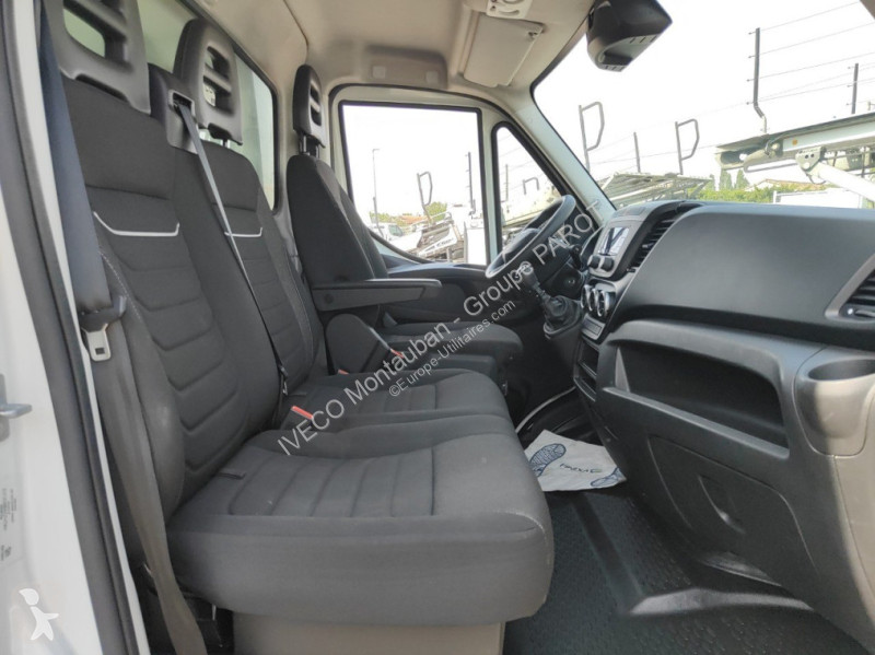 Furgoneta Iveco 35C16H3.0 empattement 4100