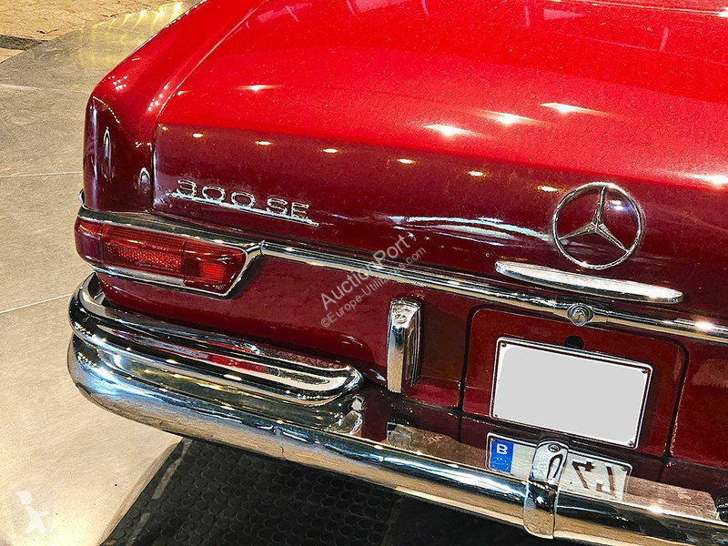 Furgoneta Mercedes (W112) Coupé _ 300 SE...