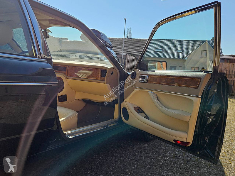 Veículo utilitário Daimler  4.0